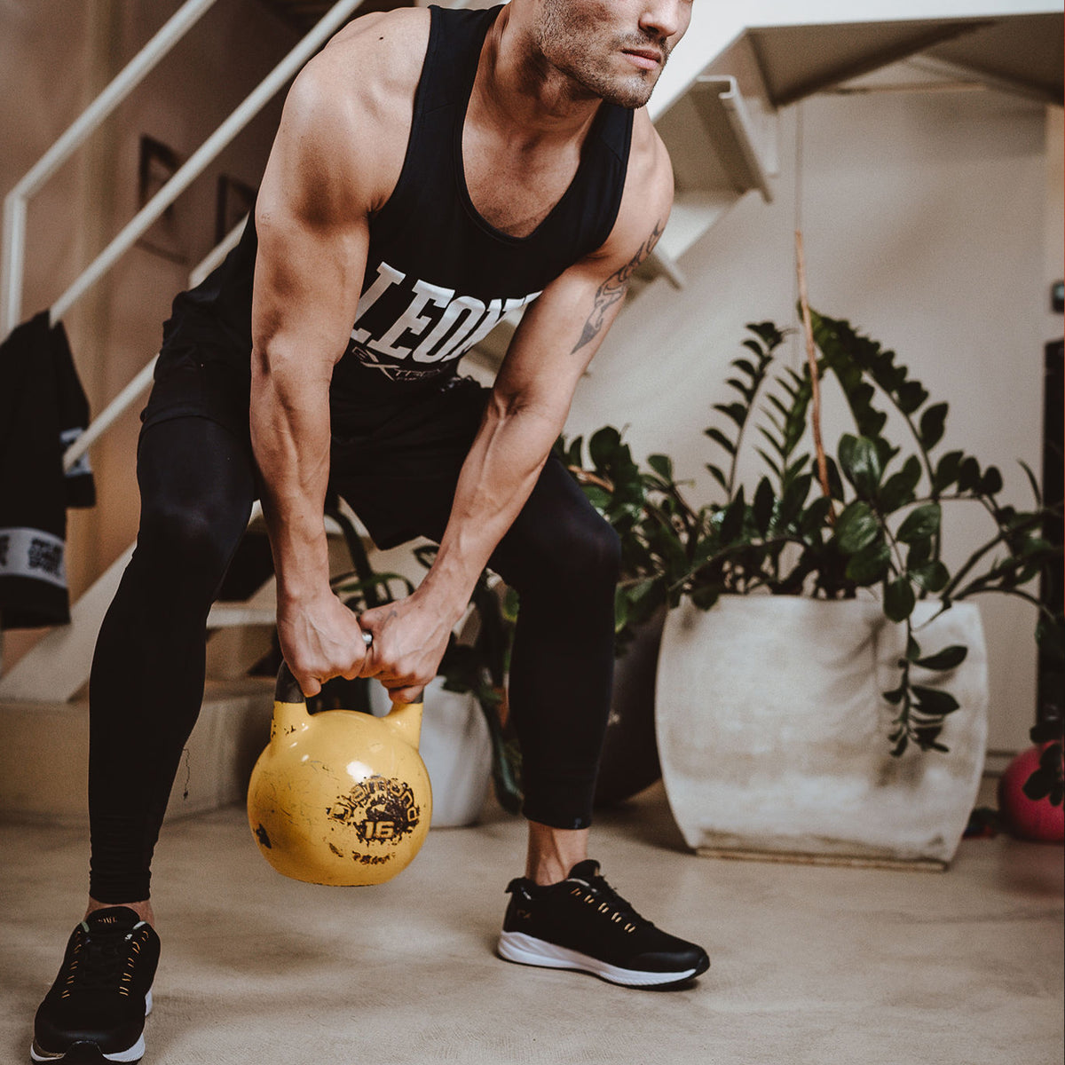 LOGO TANK