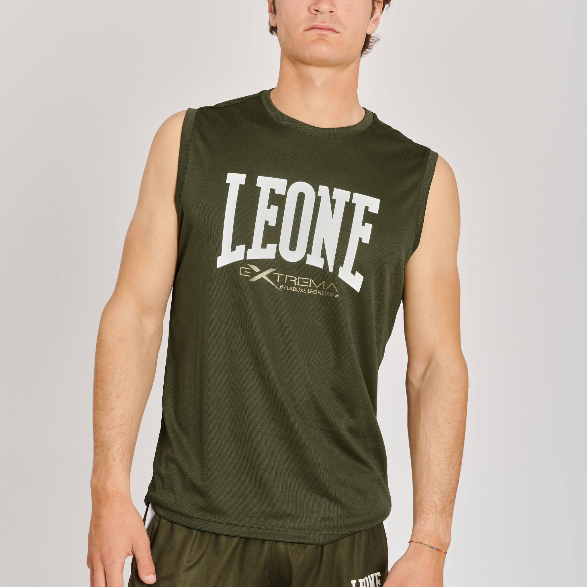 LOGO SLEEVELESS