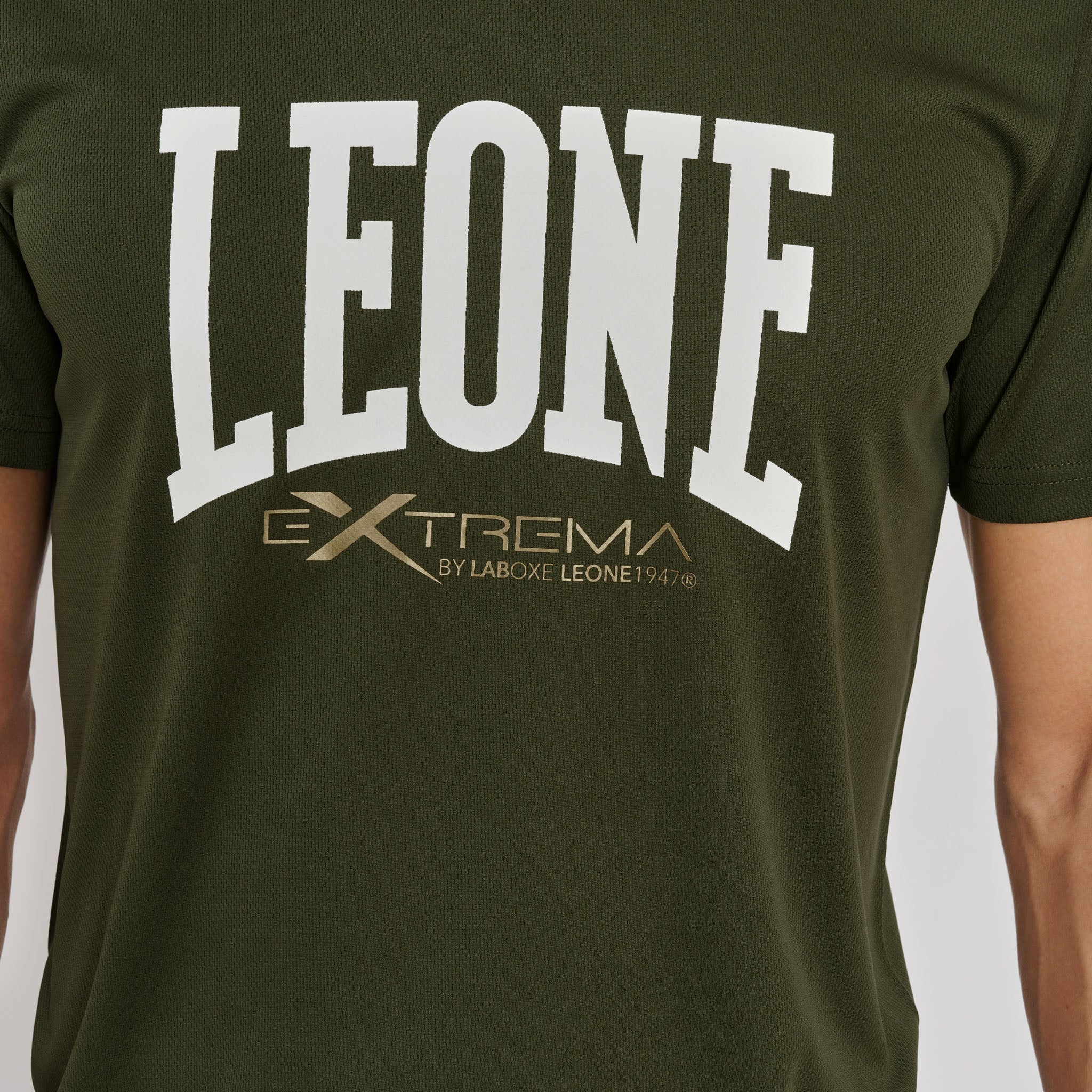 T-SHIRT LOGO