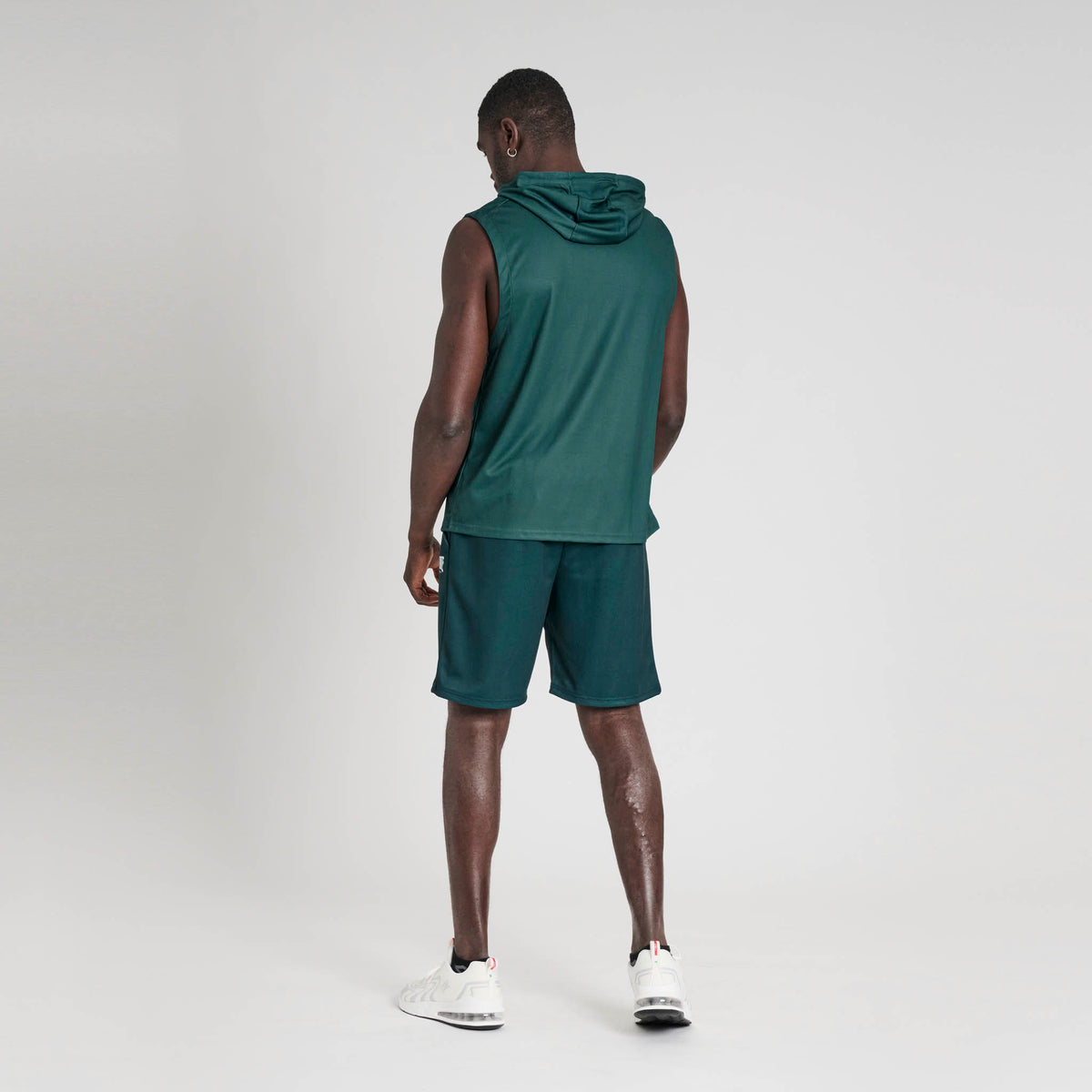 COOL TOUCH LOGO SHORTS