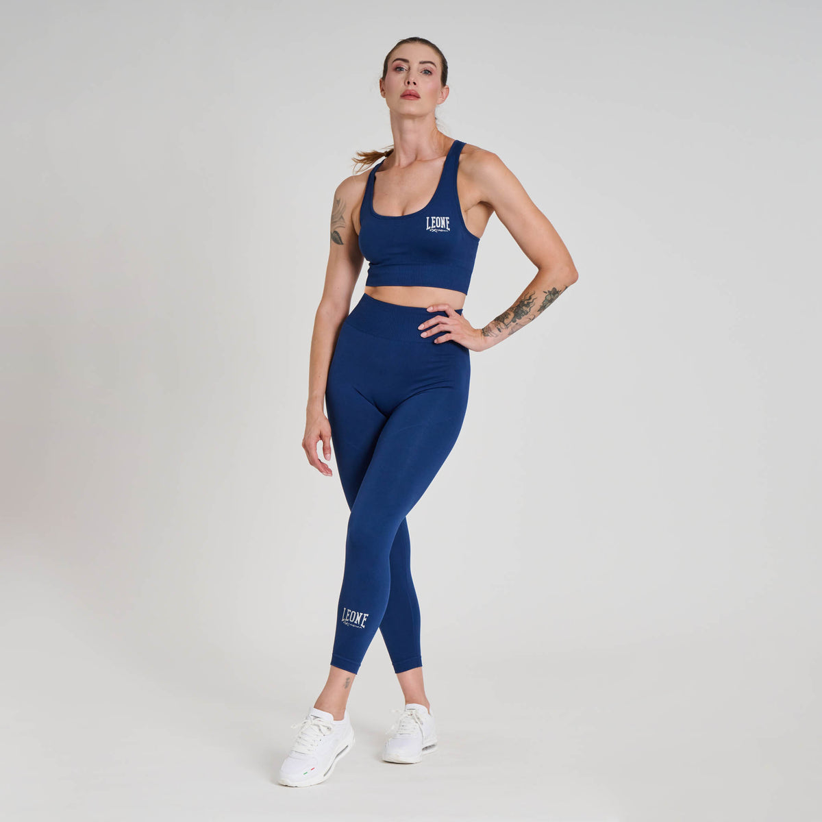 TOP LOGO SEAMLESS