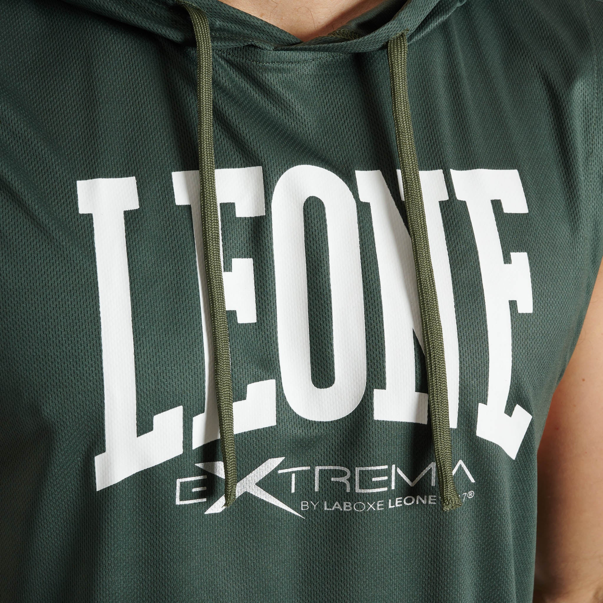 LOGO HOODED SLEEVELESS SWEATSHIRT