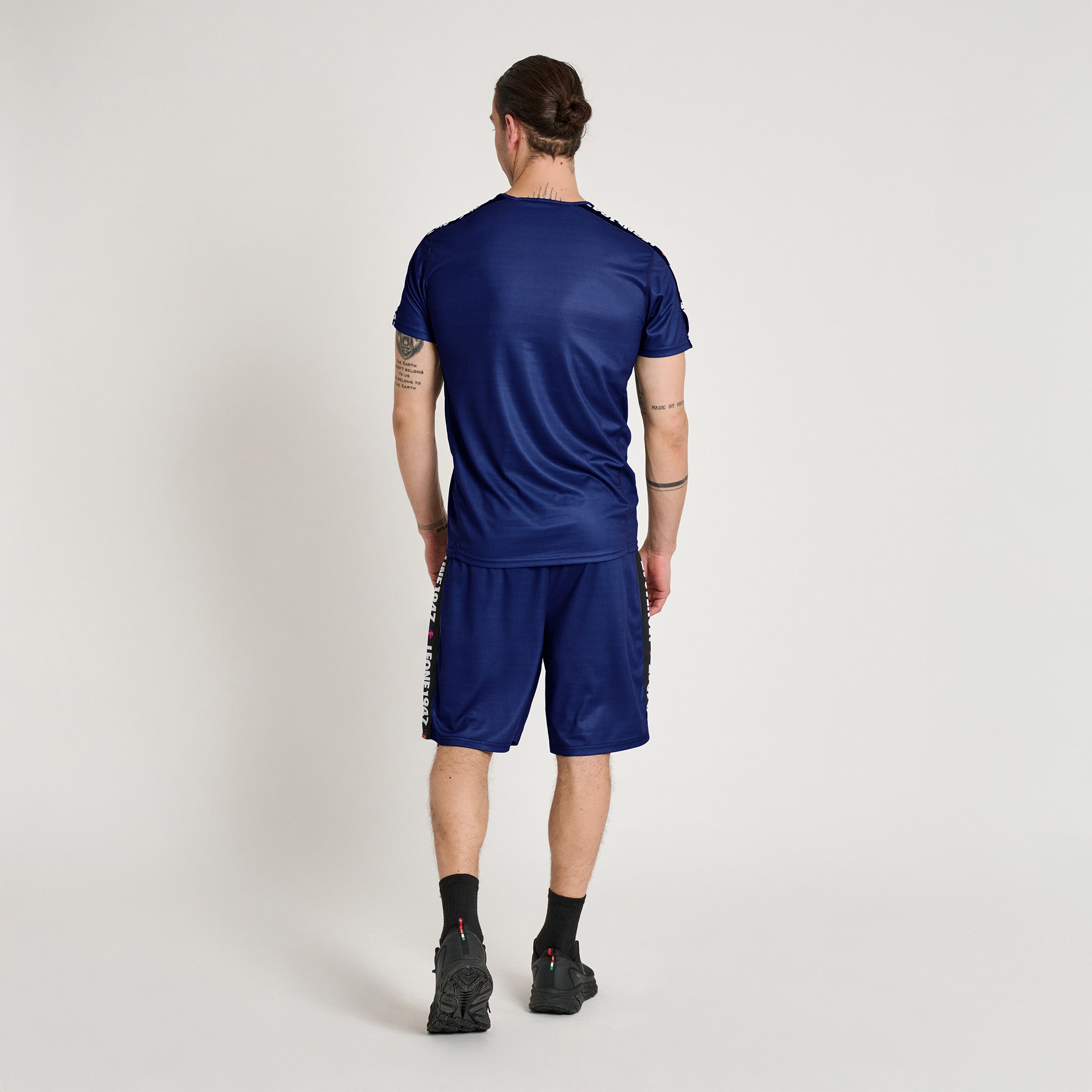 STRIPE 47 T-SHIRT