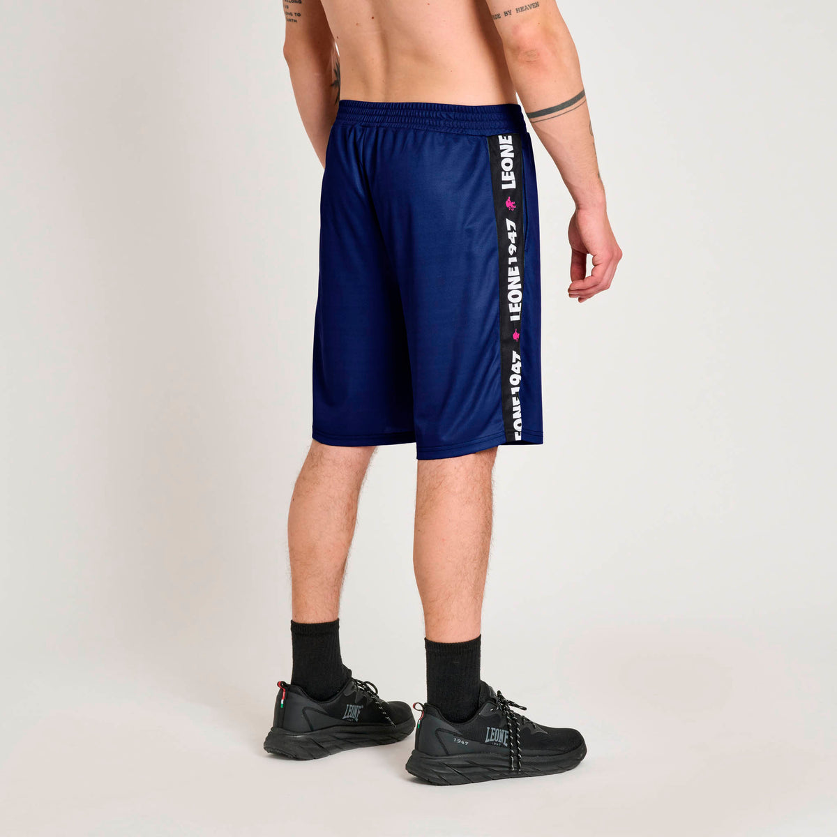 STRIPE 47 SHORTS