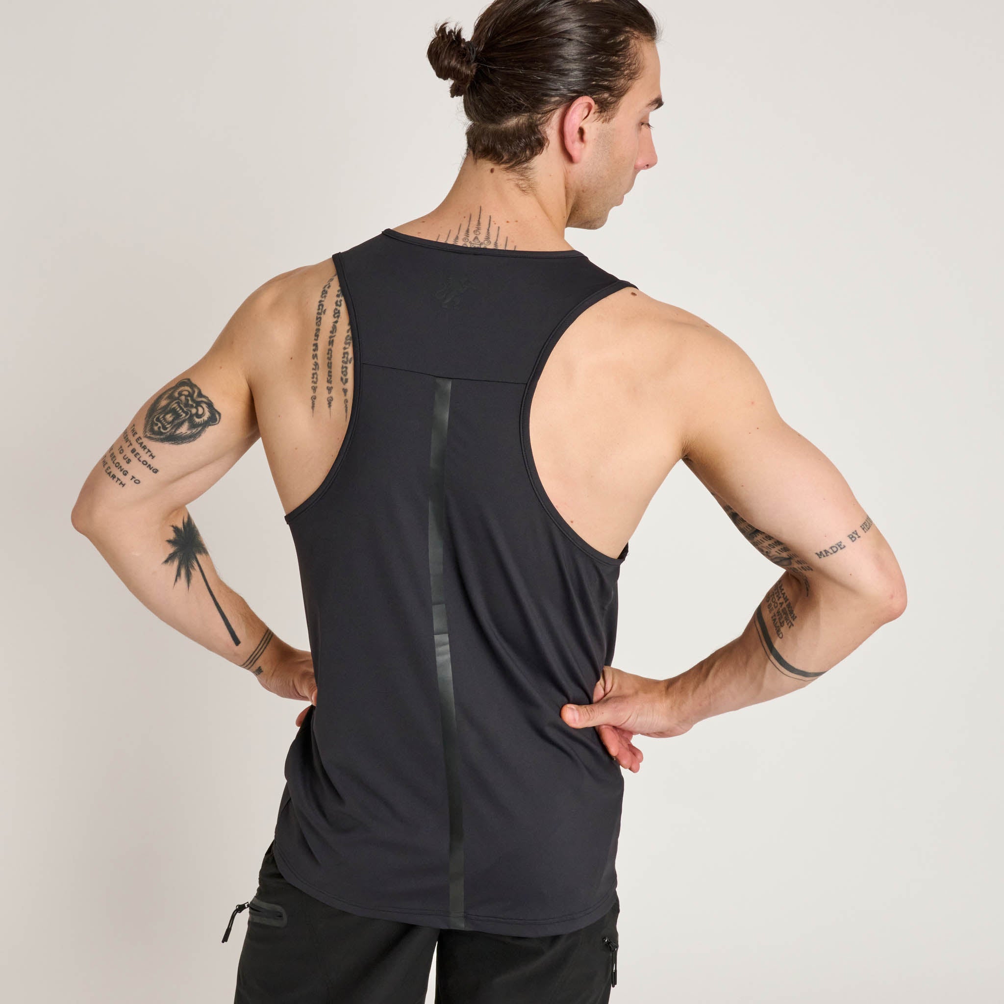 BLACK LION TANK