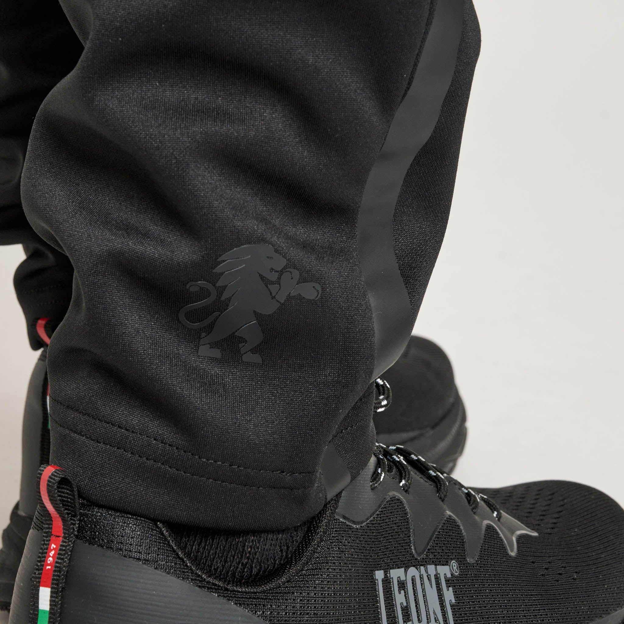 PANTALONE BLACK LION