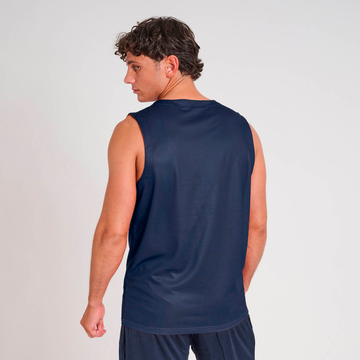 LOGO SLEEVELESS SHIRT