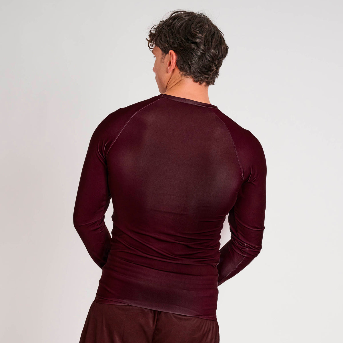 LOGO LONG SLEEVE RASHGUARD