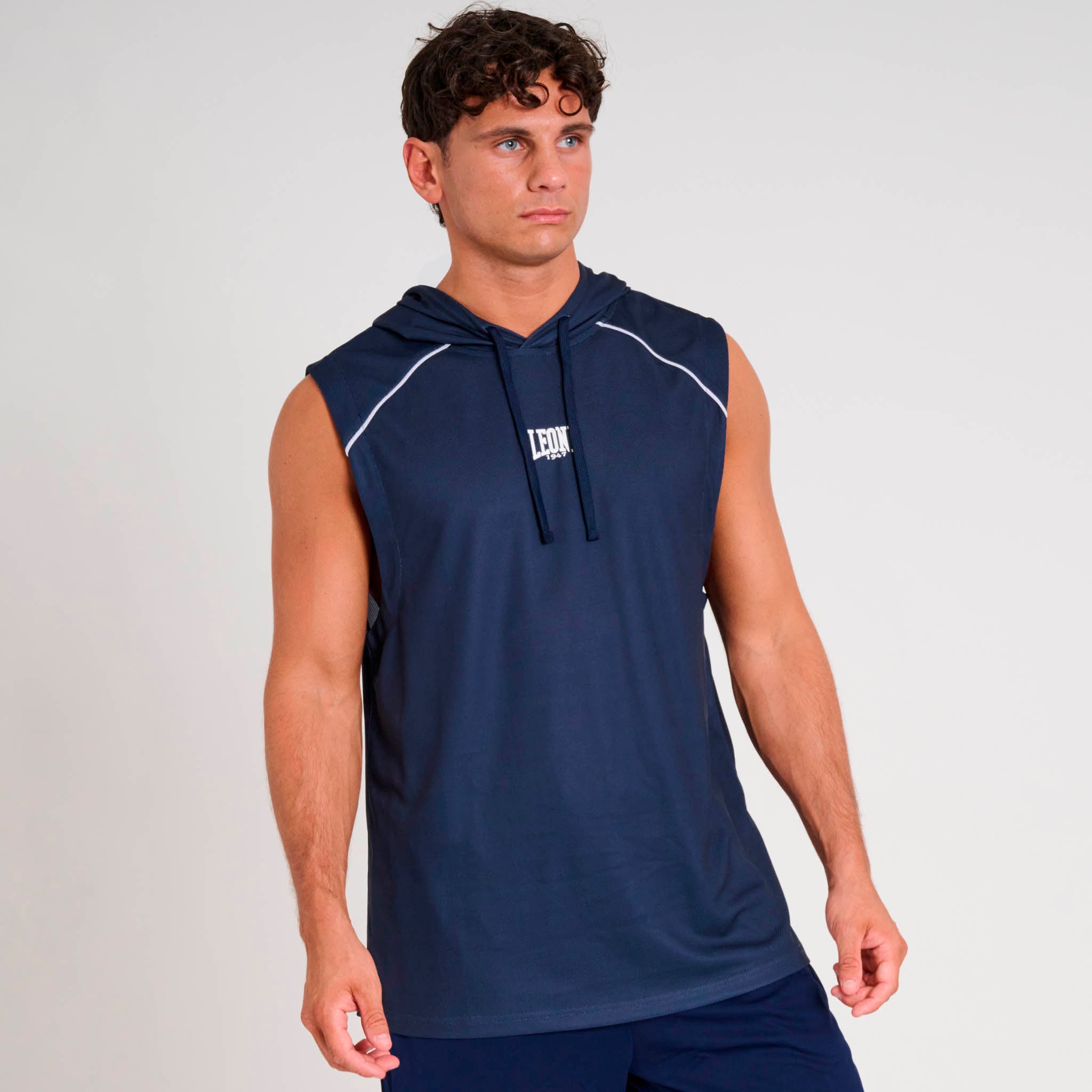 LOGO HOODED SLEEVELESS SHIRT