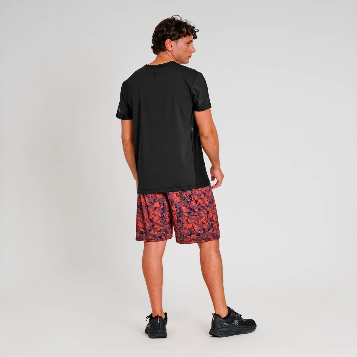 BLACK LION T-SHIRT