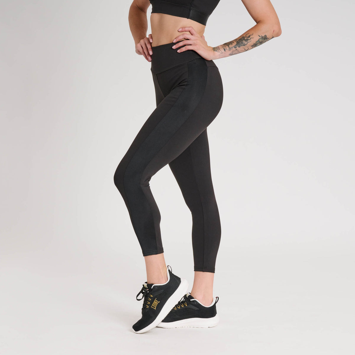 BLACK LION TIGHTS