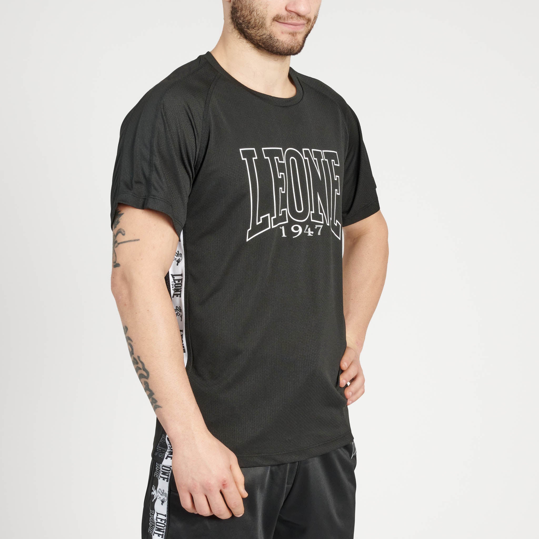 ICONIC T-SHIRT