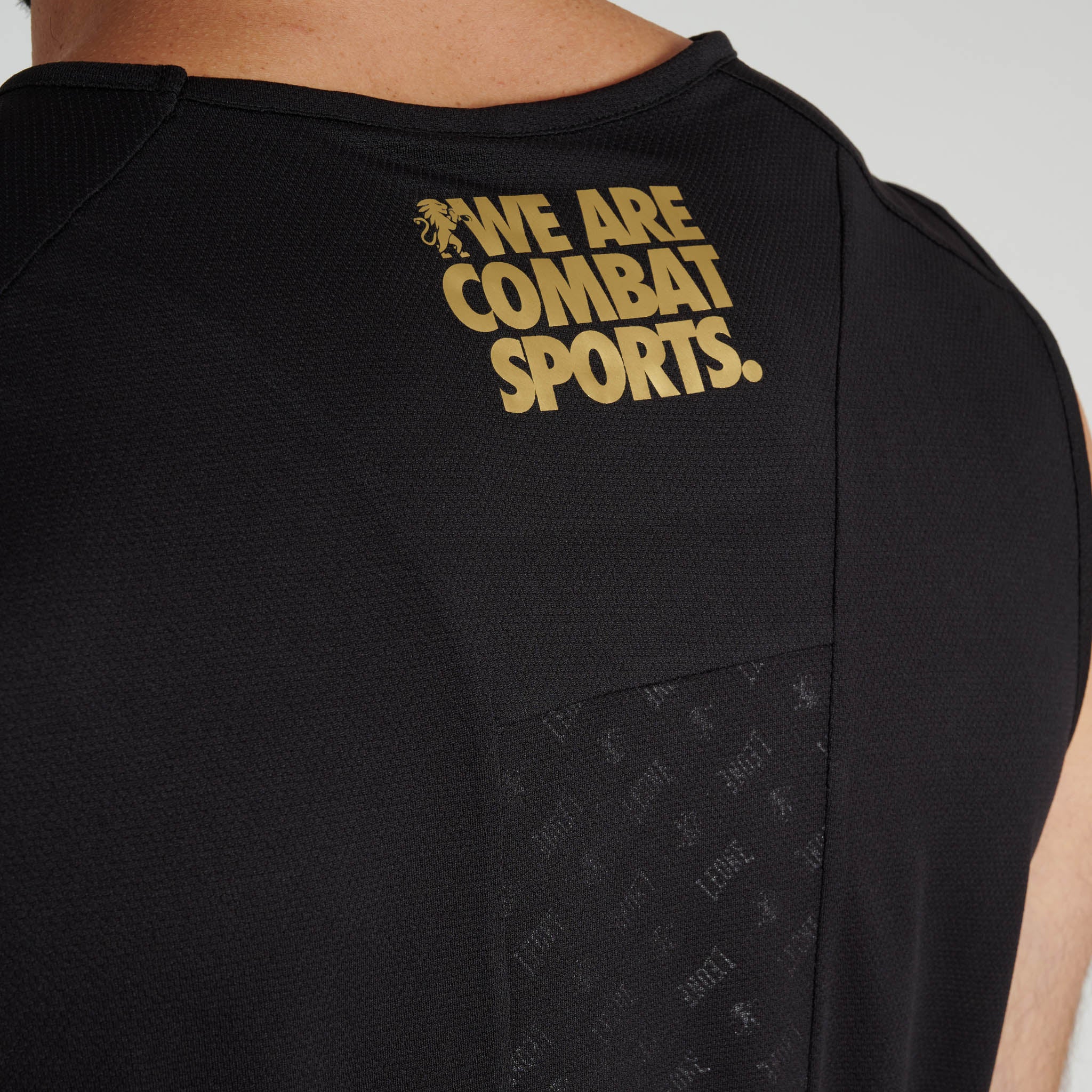 DNA SLEEVELESS SHIRT