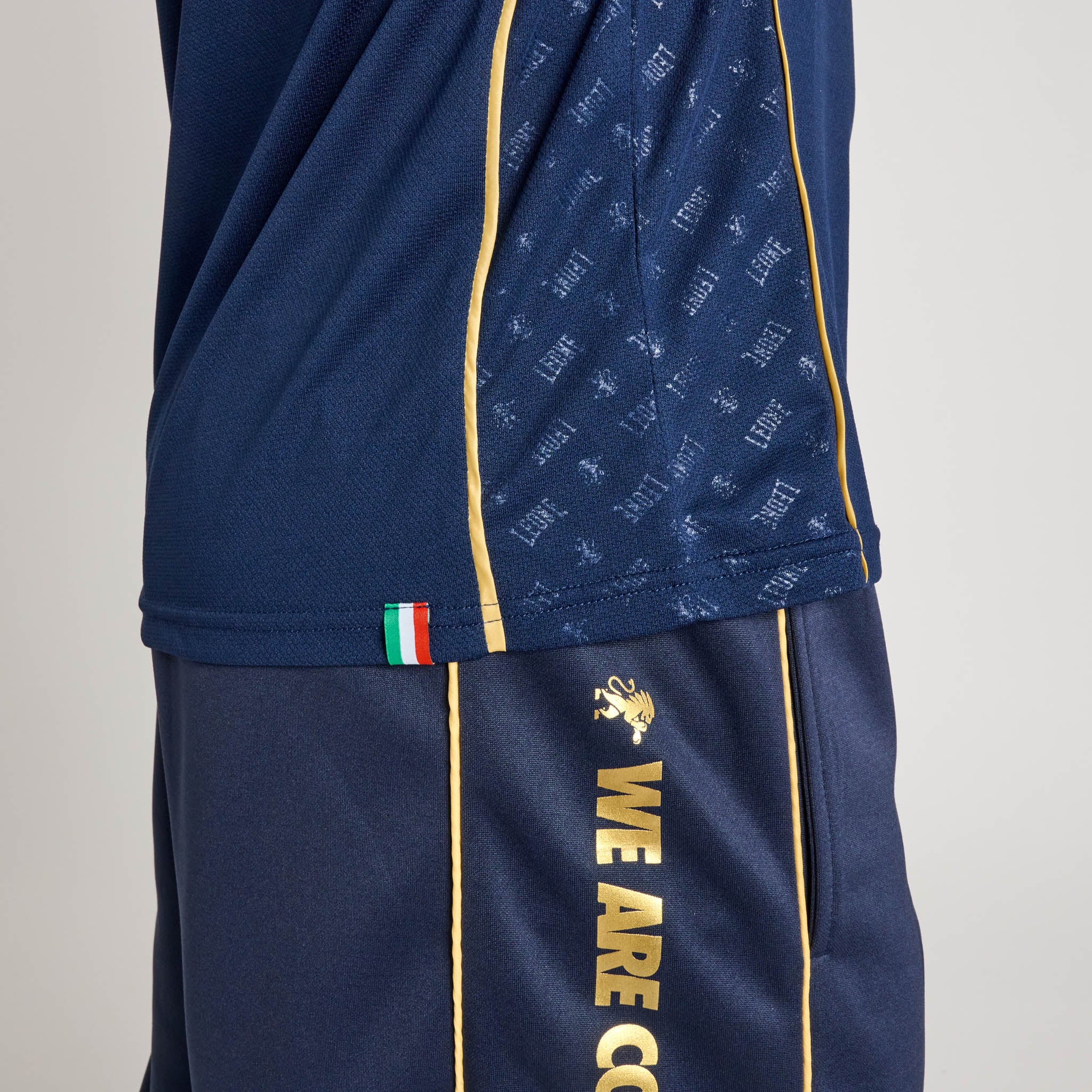 DNA SLEEVELESS SHIRT