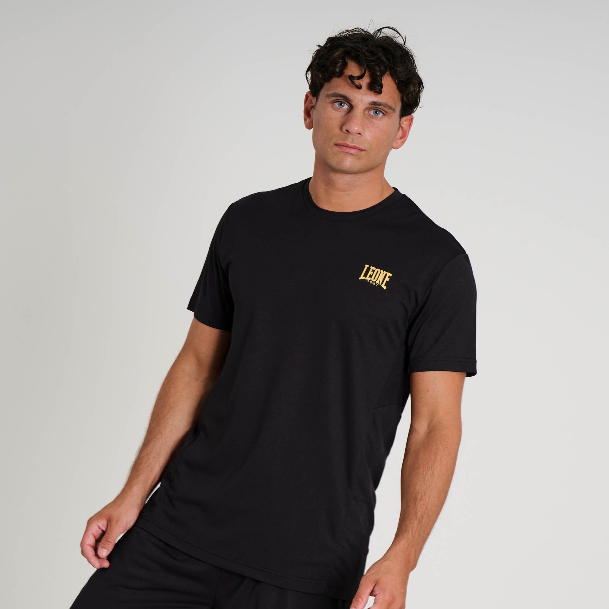 T-SHIRT DNA