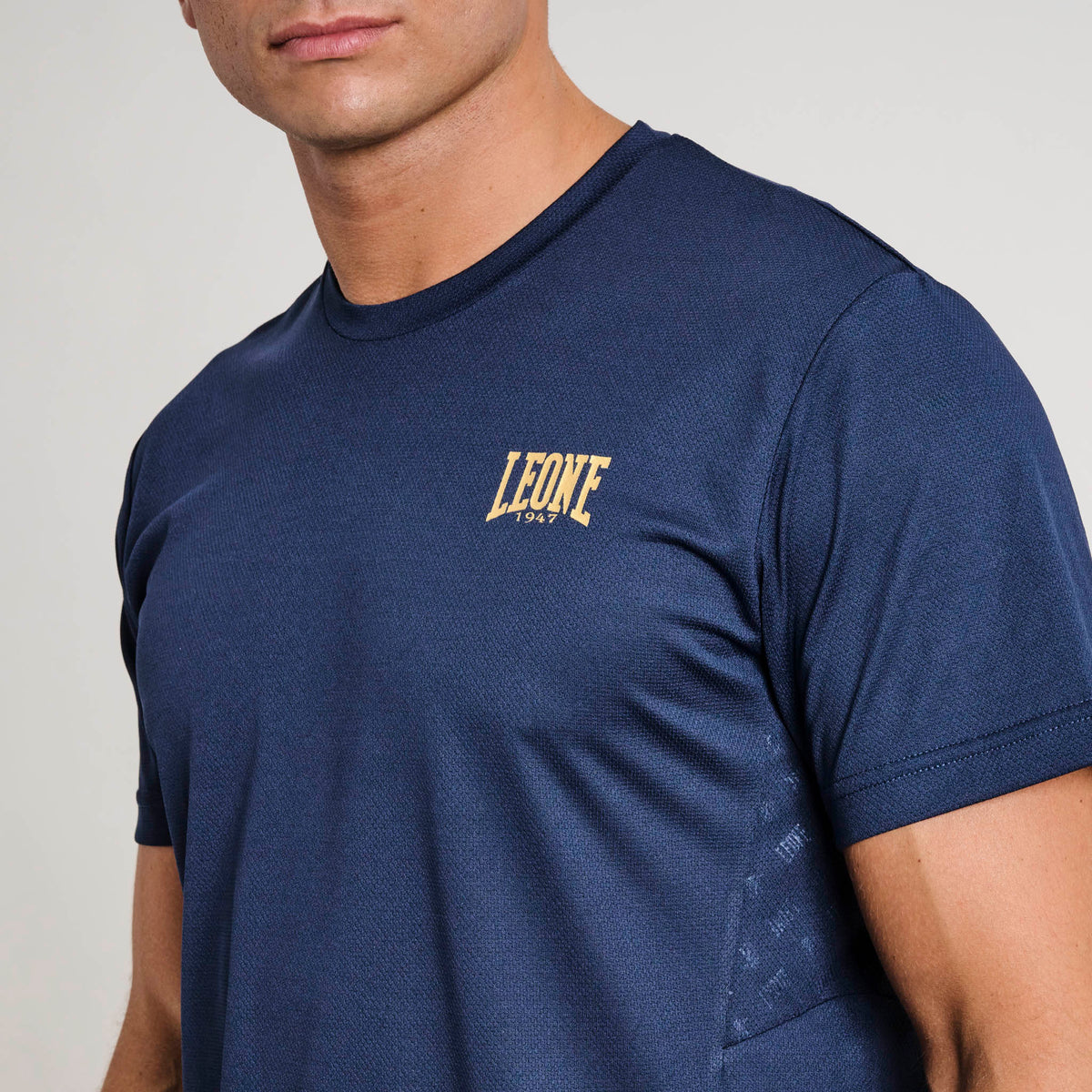 T-SHIRT DNA