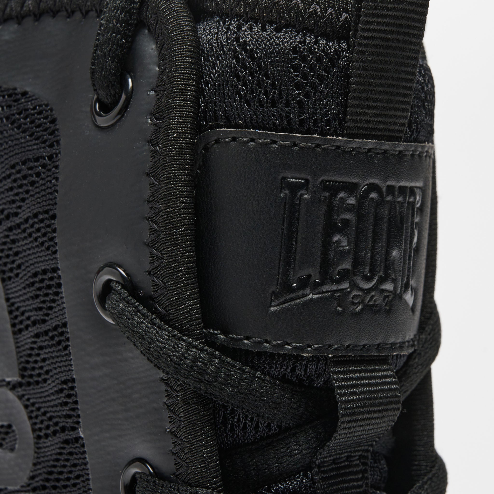 PROFESSIONAL BOXING BOOTS