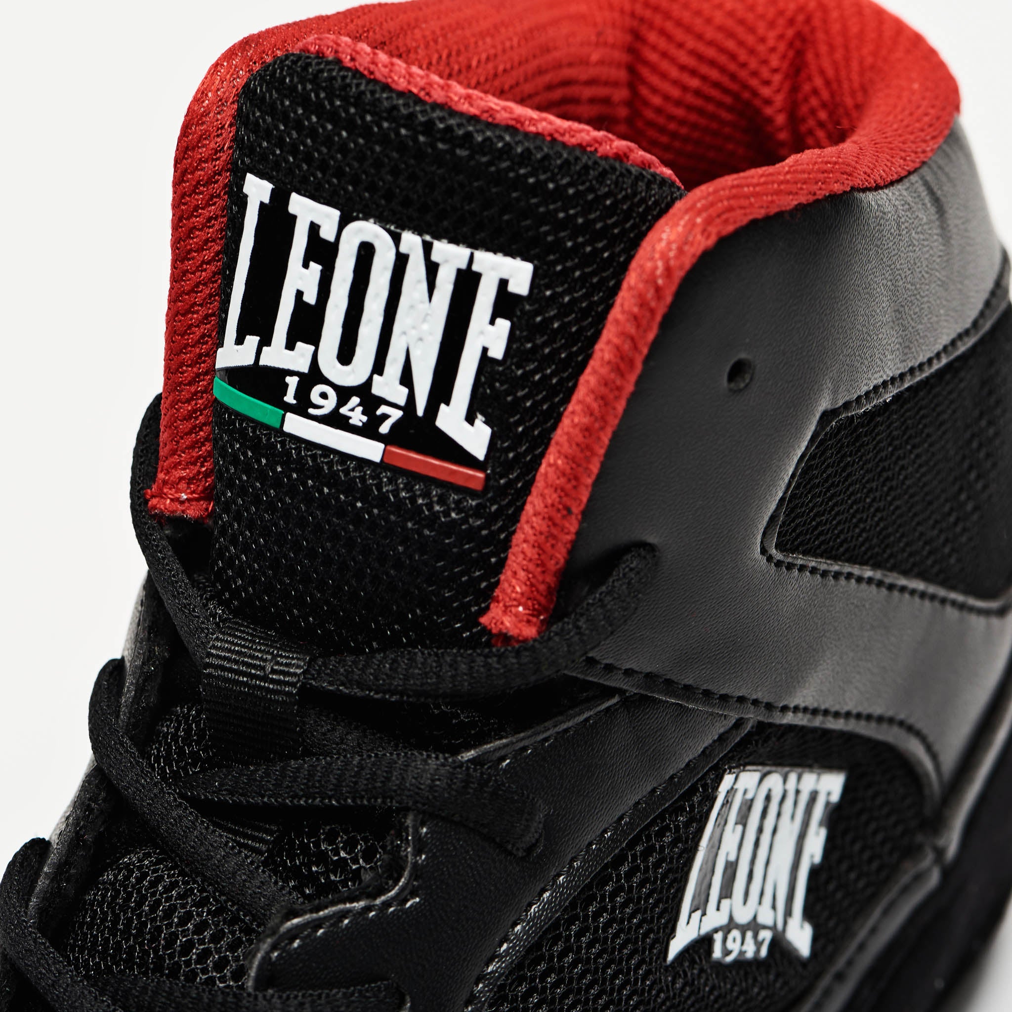 FIGHTING LUCHADOR SHOE