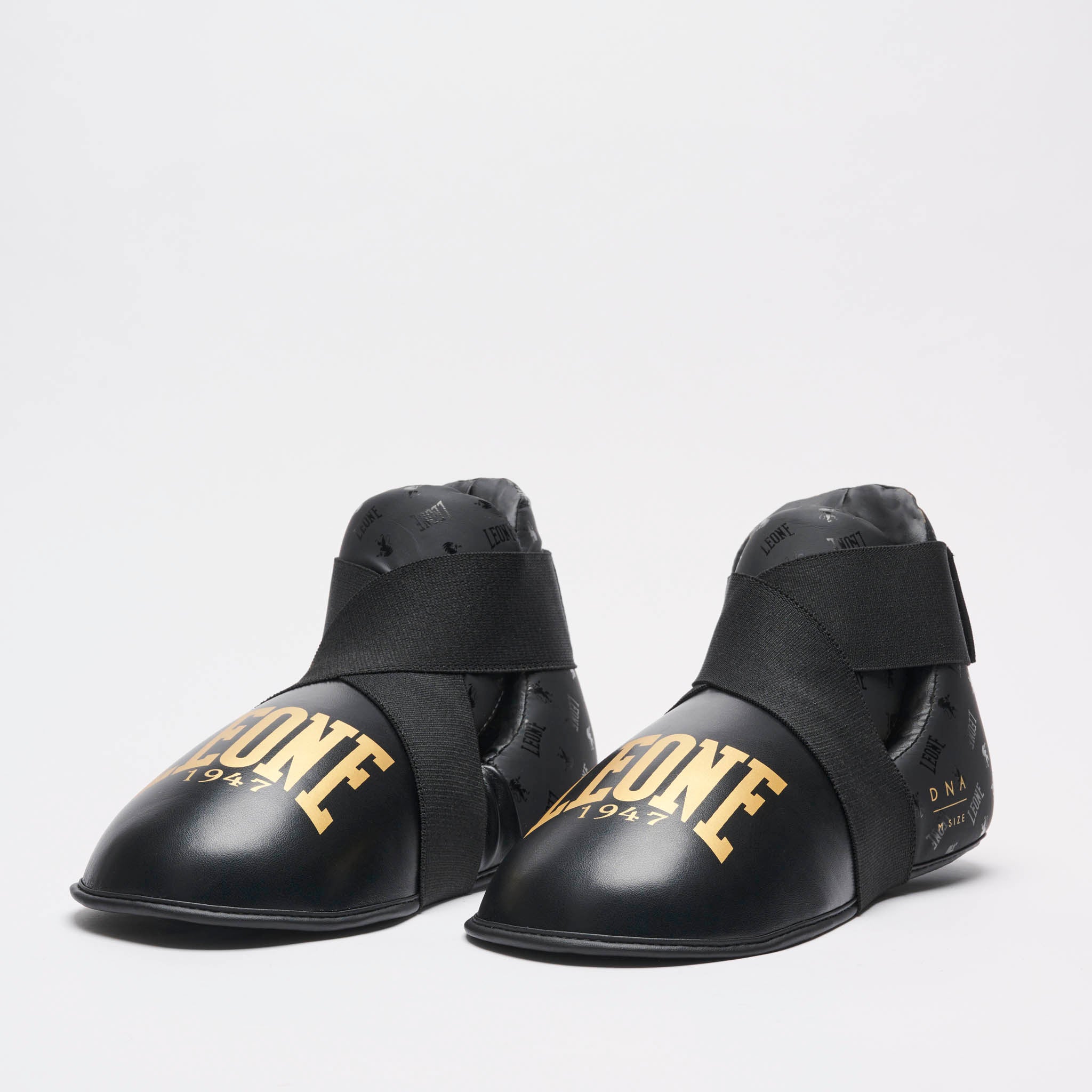 DNA FOOTWEAR