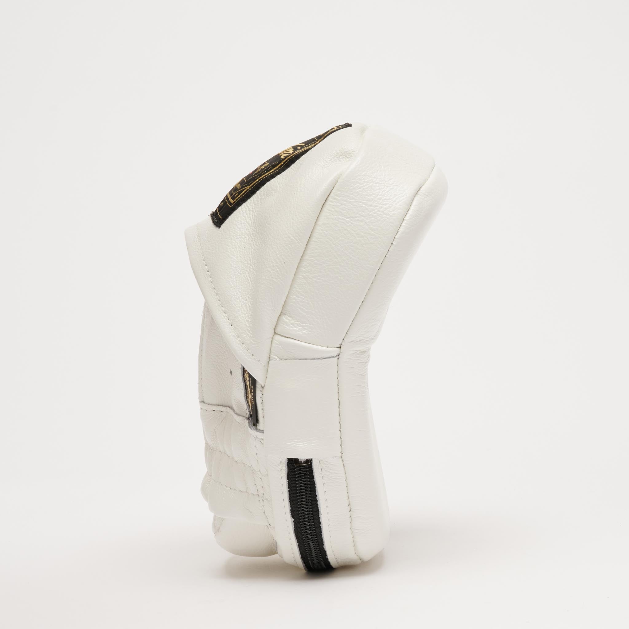 ARISTOTLE CLASSIC CURVED PUNCH MITTS
