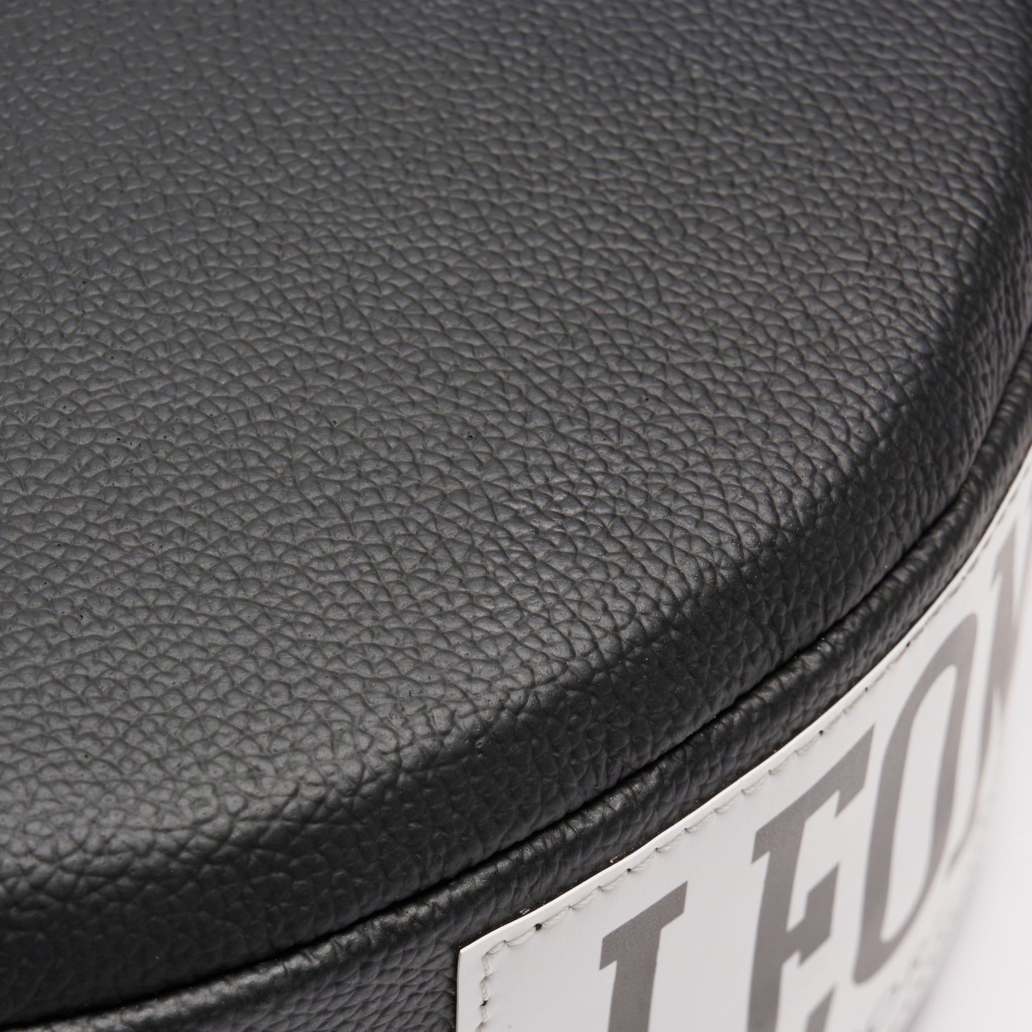 PLATONE CLASSICO PUNCH PAD