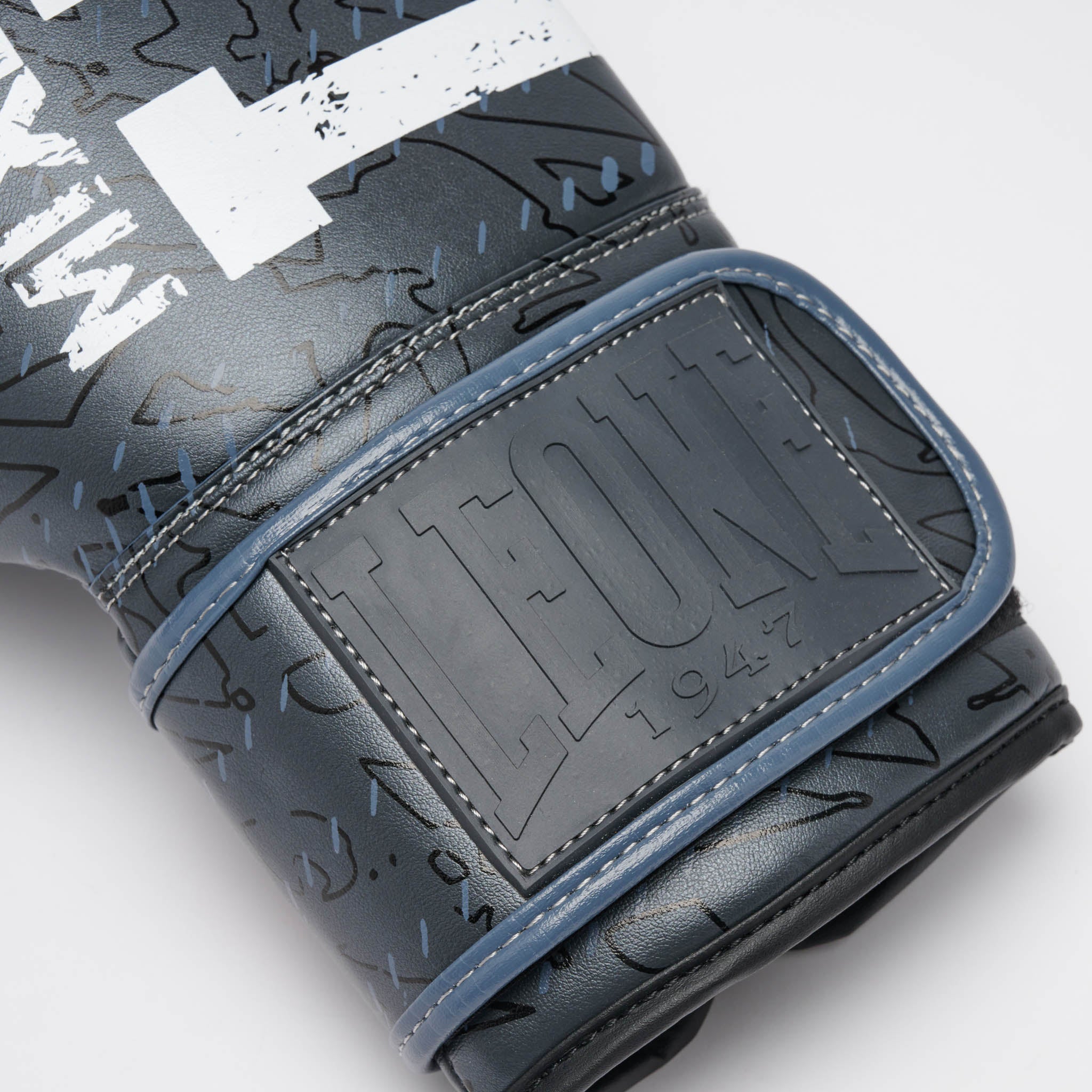 PRIMAL INSTINCT BOXING GLOVES