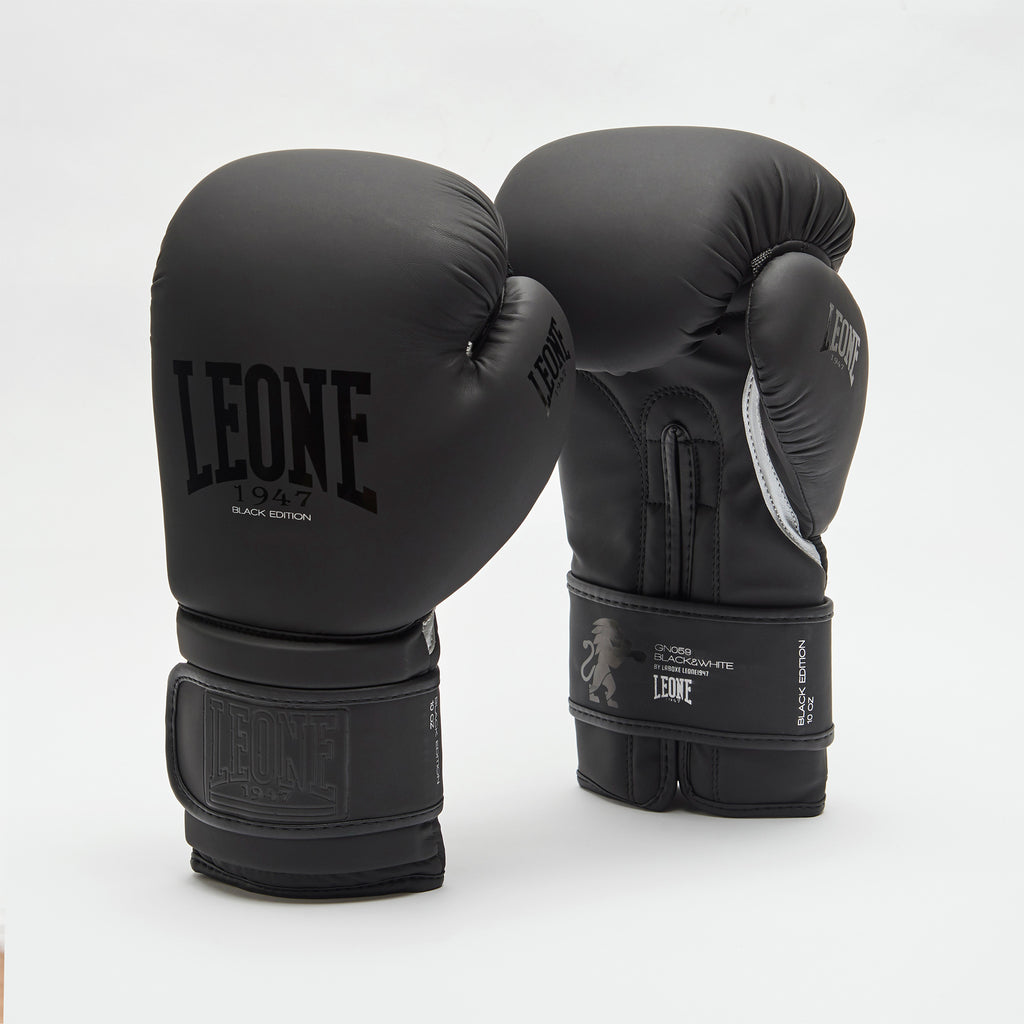 STRIKER BOXING GLOVES