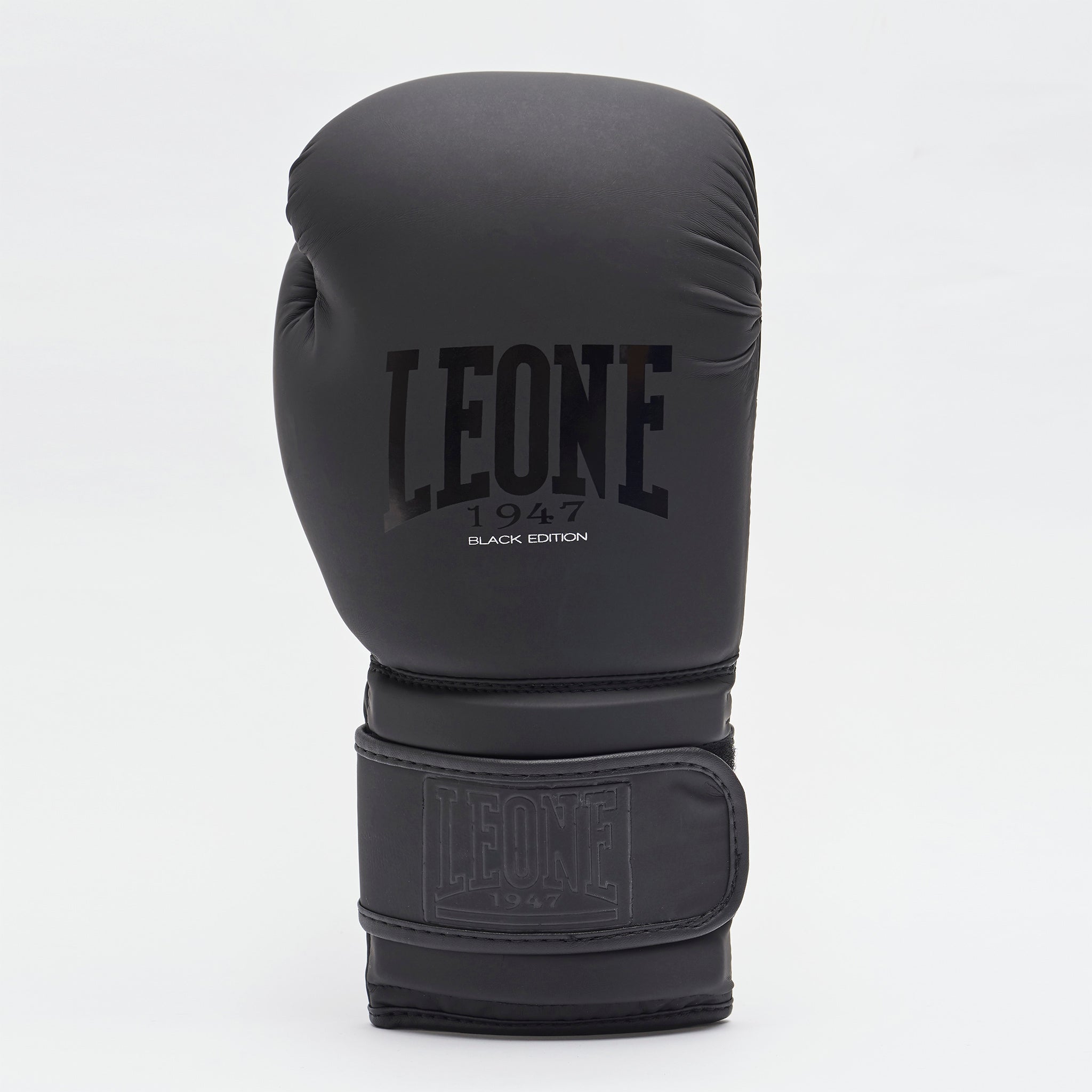 BLACK&amp;WHITE BOXING GLOVES