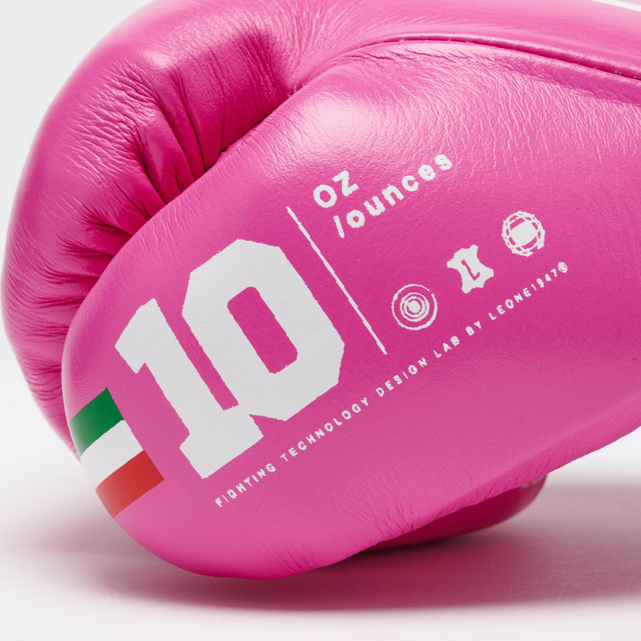 SHOCK PLUS BOXING GLOVES