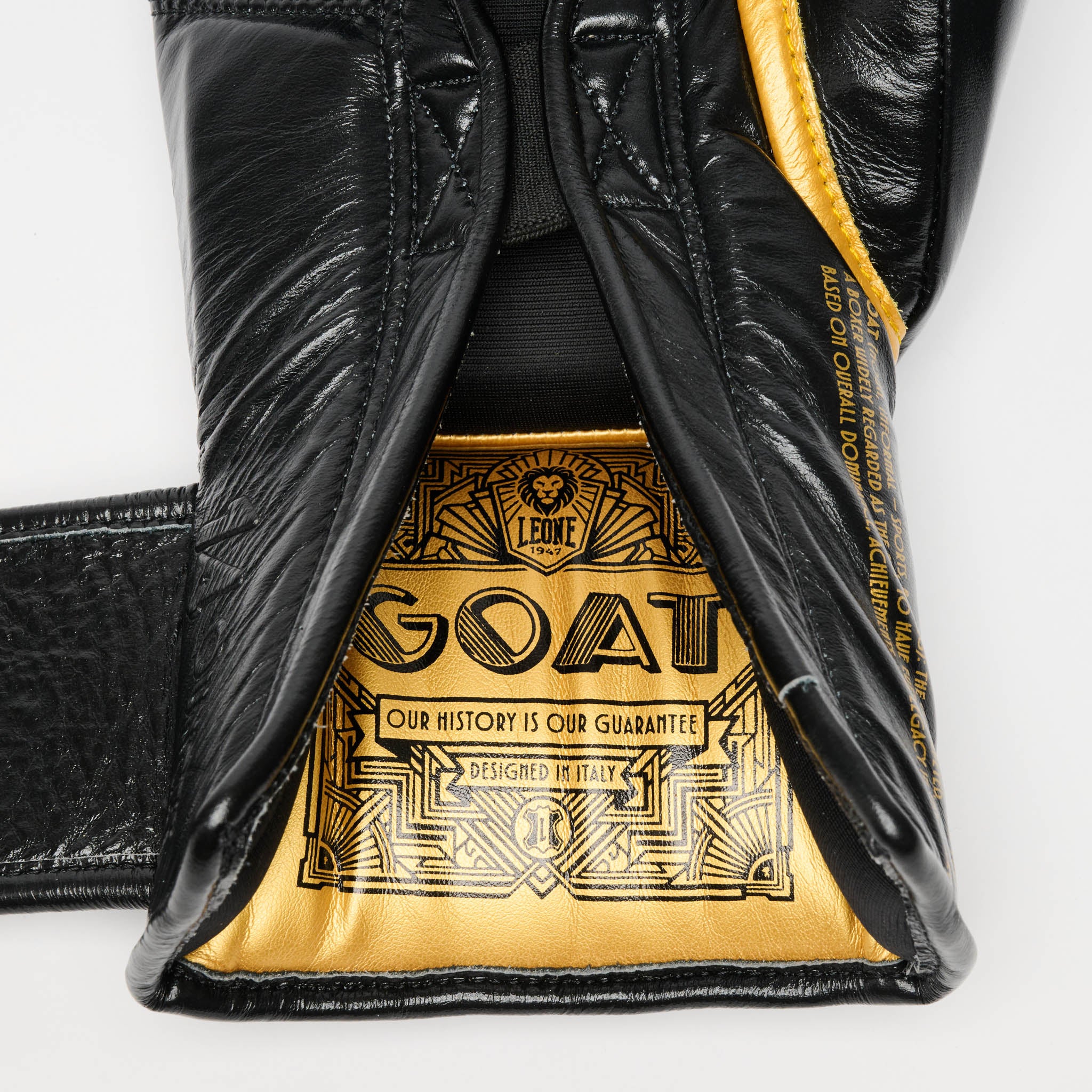 GOAT BOXING GLOVES