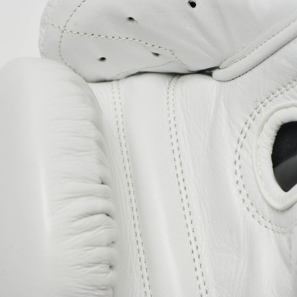 THE GREATEST BOXING GLOVES