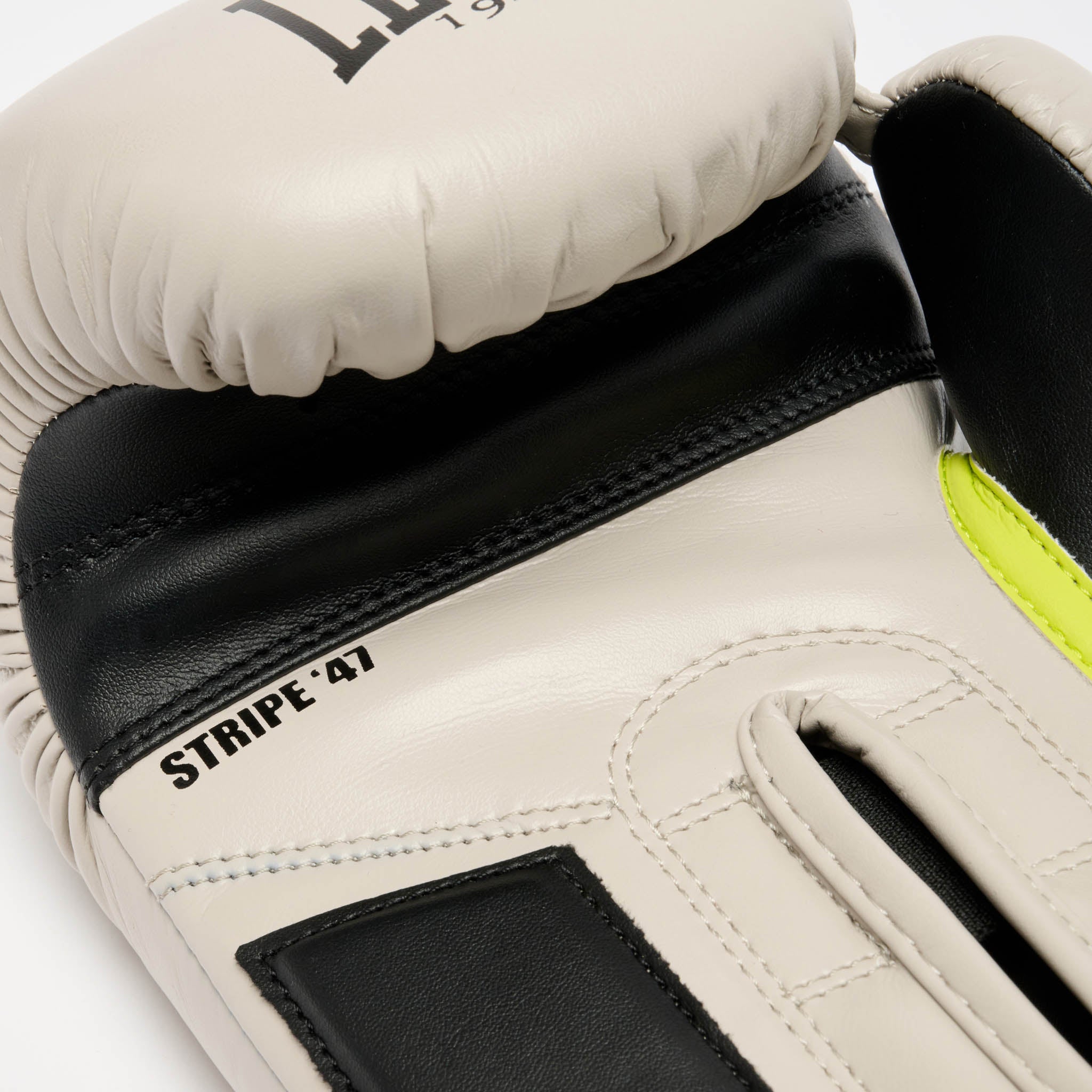 STRIPE '47 BOXING GLOVES