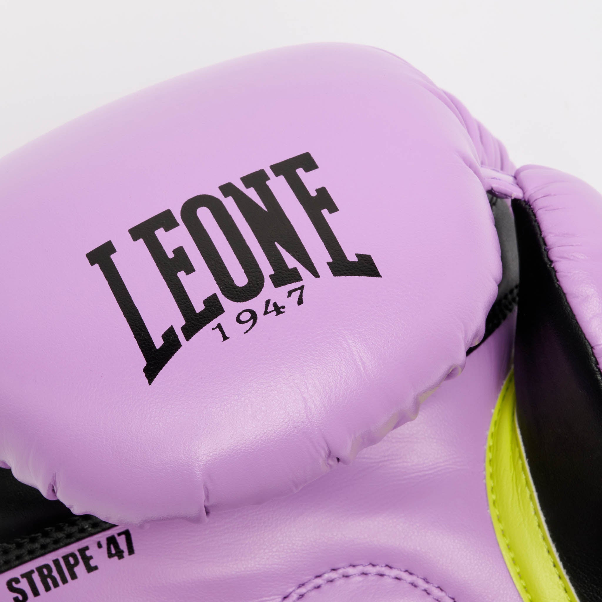 STRIPE '47 BOXING GLOVES GN209 violet | Leone 1947 Official Shop