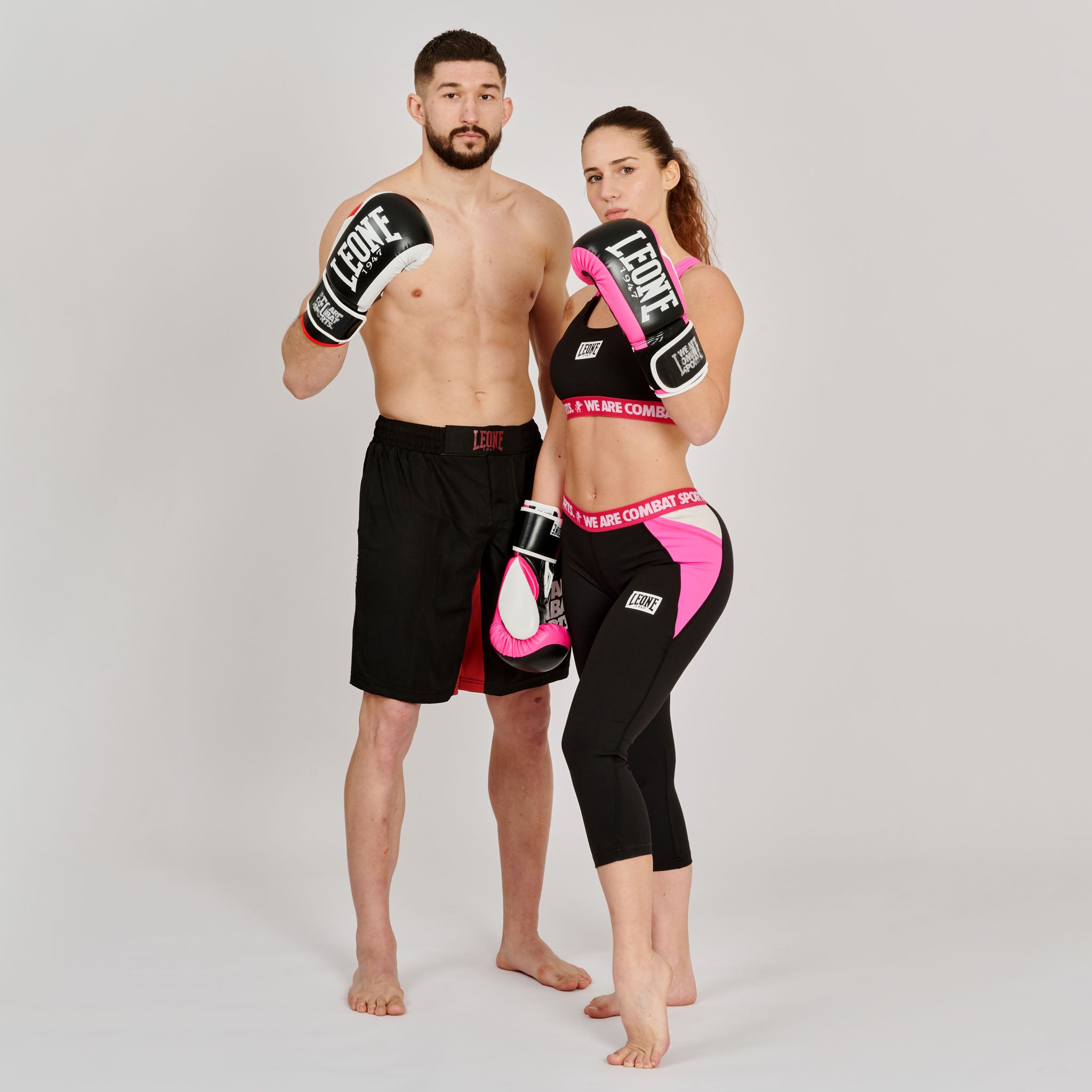 BOXING GLOVES LOGO WACS