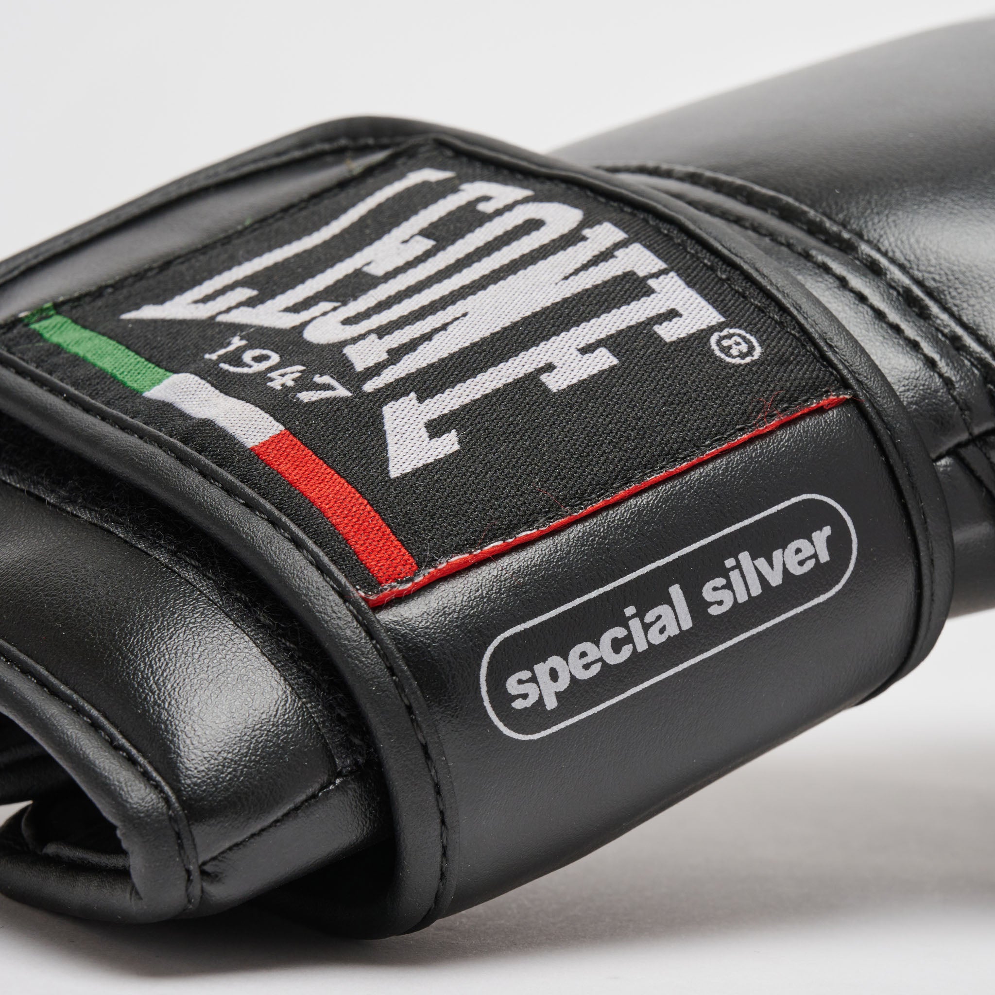 GUANTI BOXE THUNDER
