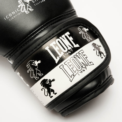 ICONIC BOXING GLOVES