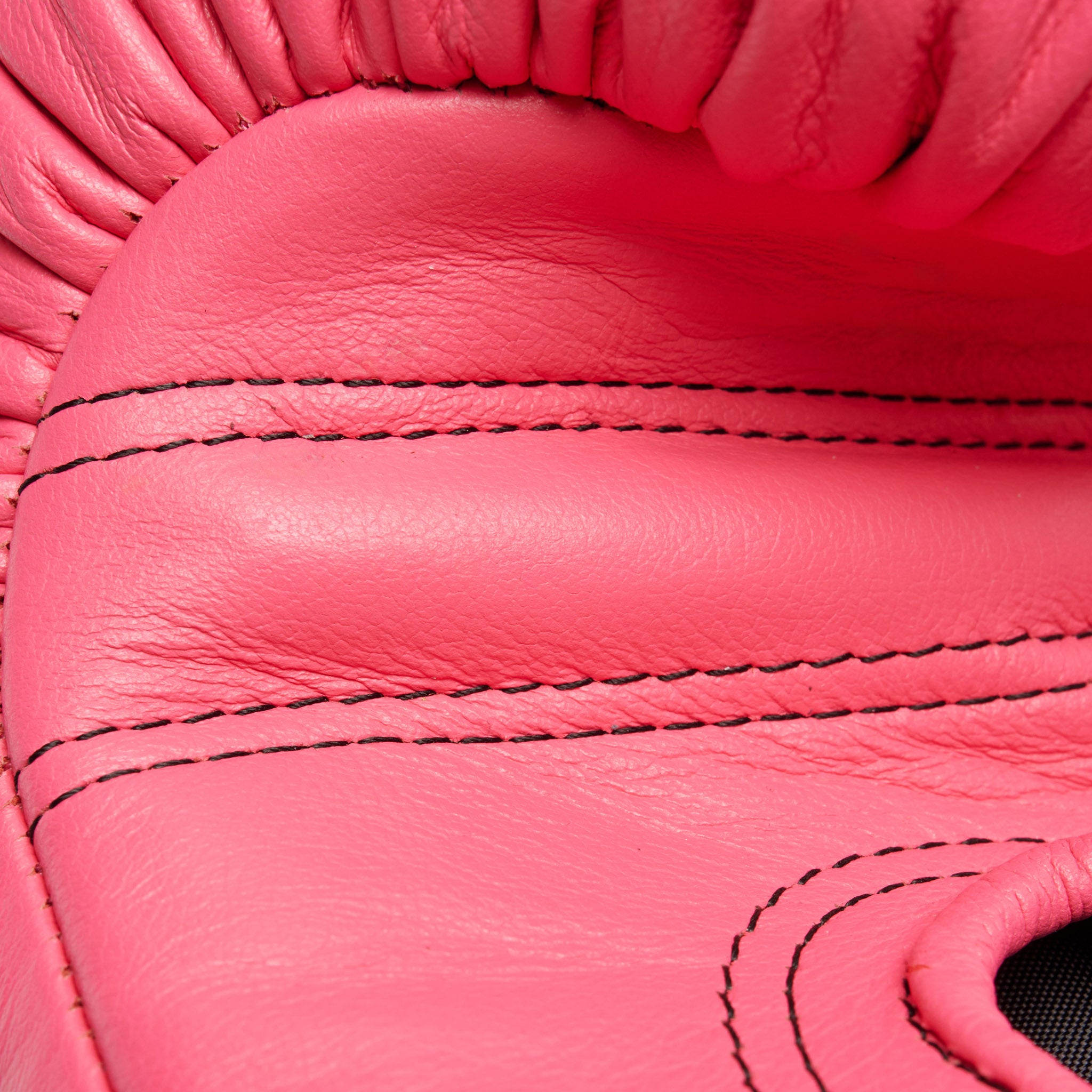 ORLANDO CLASSIC BOXING GLOVES WITH LACES
