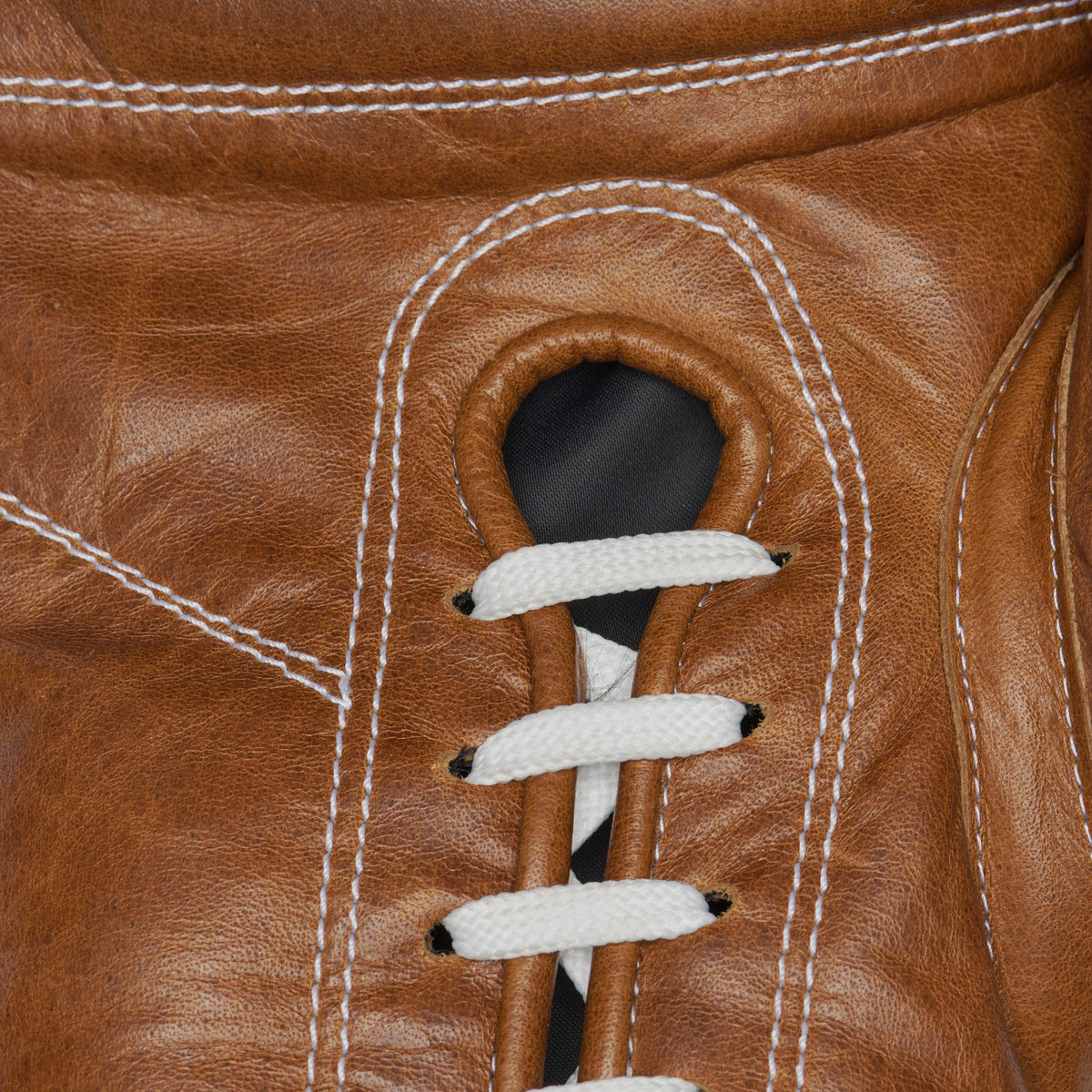 ROMEO VINTAGE BOXING GLOVES LACES