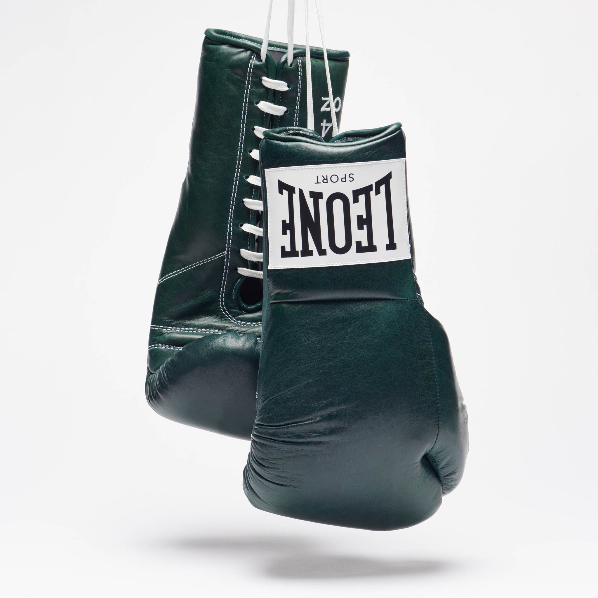ROMEO VINTAGE BOXING GLOVES WITH LACES