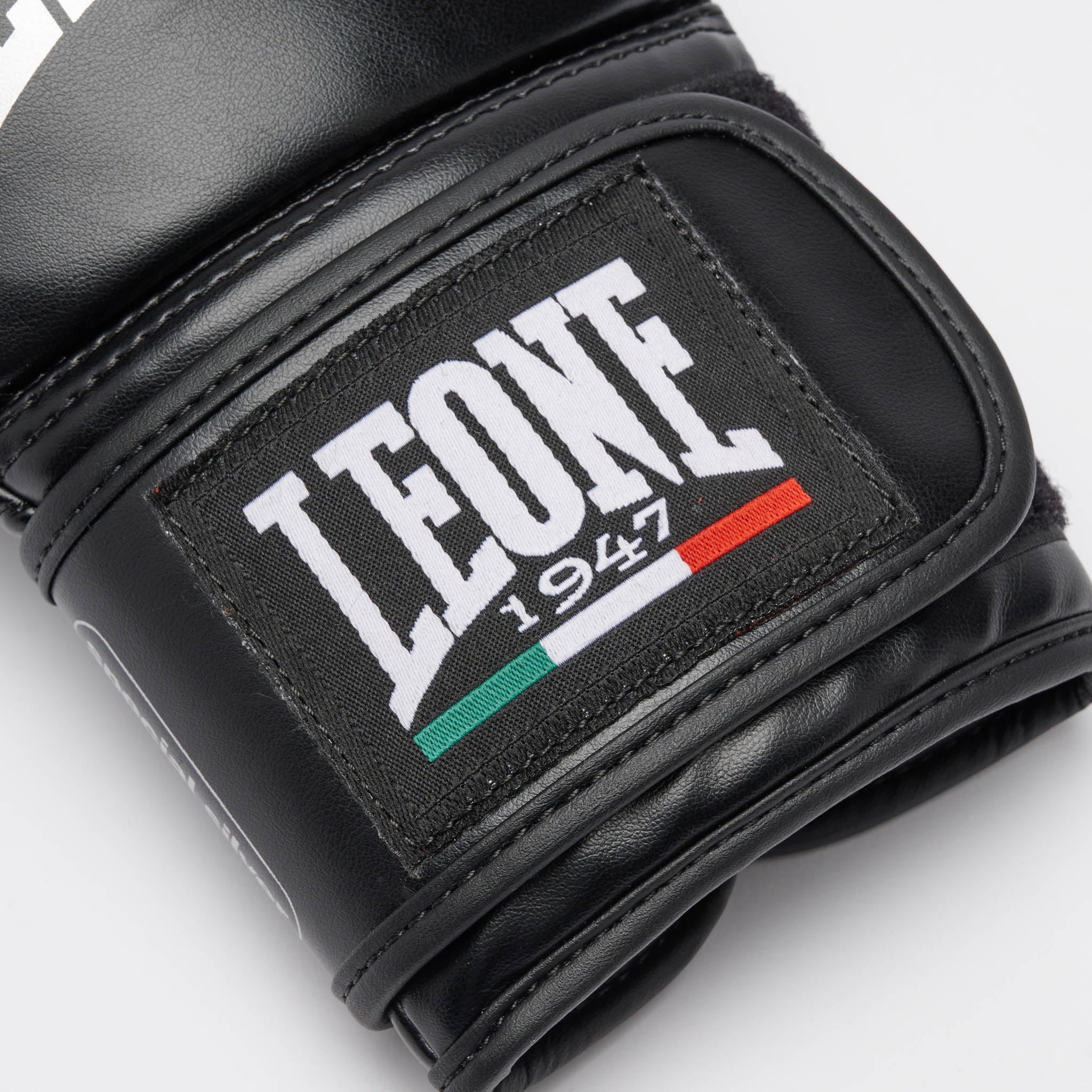THUNDER BAG GLOVES GS084 black | Leone 1947 Official Shop