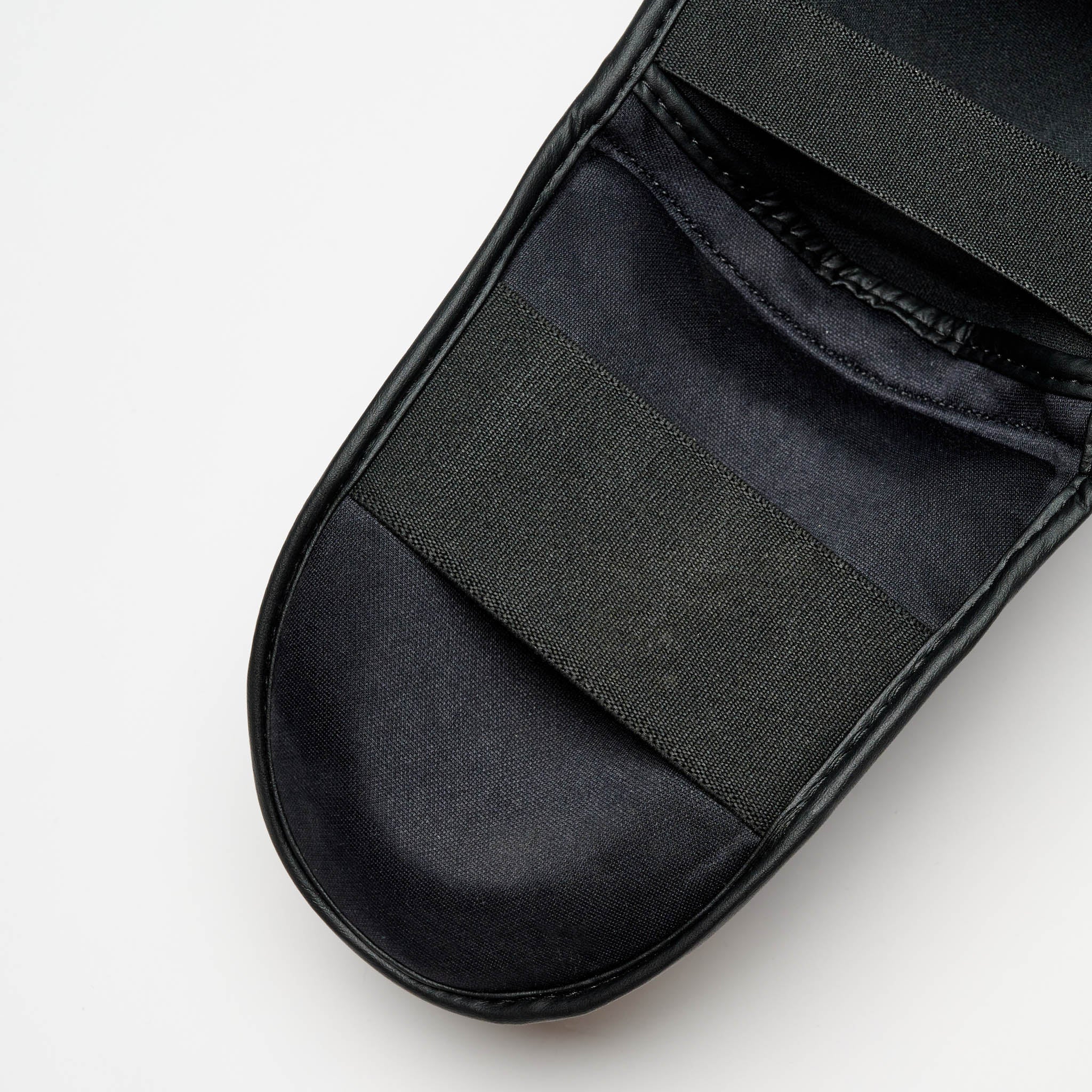 SHIN GUARDS BLACK ED.