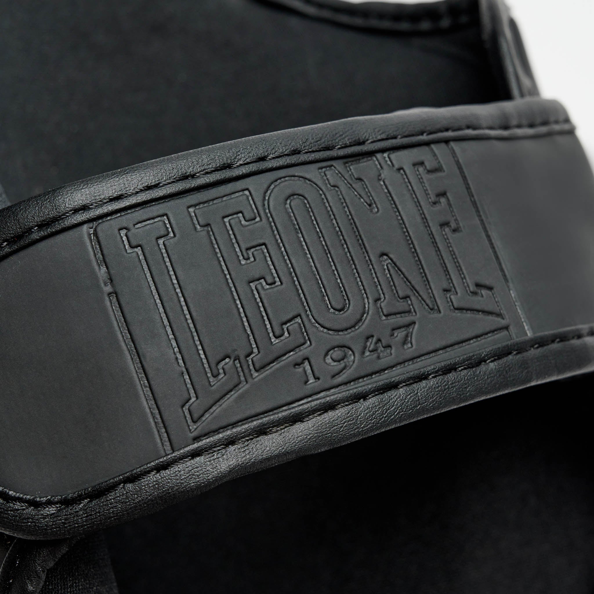 SHIN GUARDS BLACK ED.