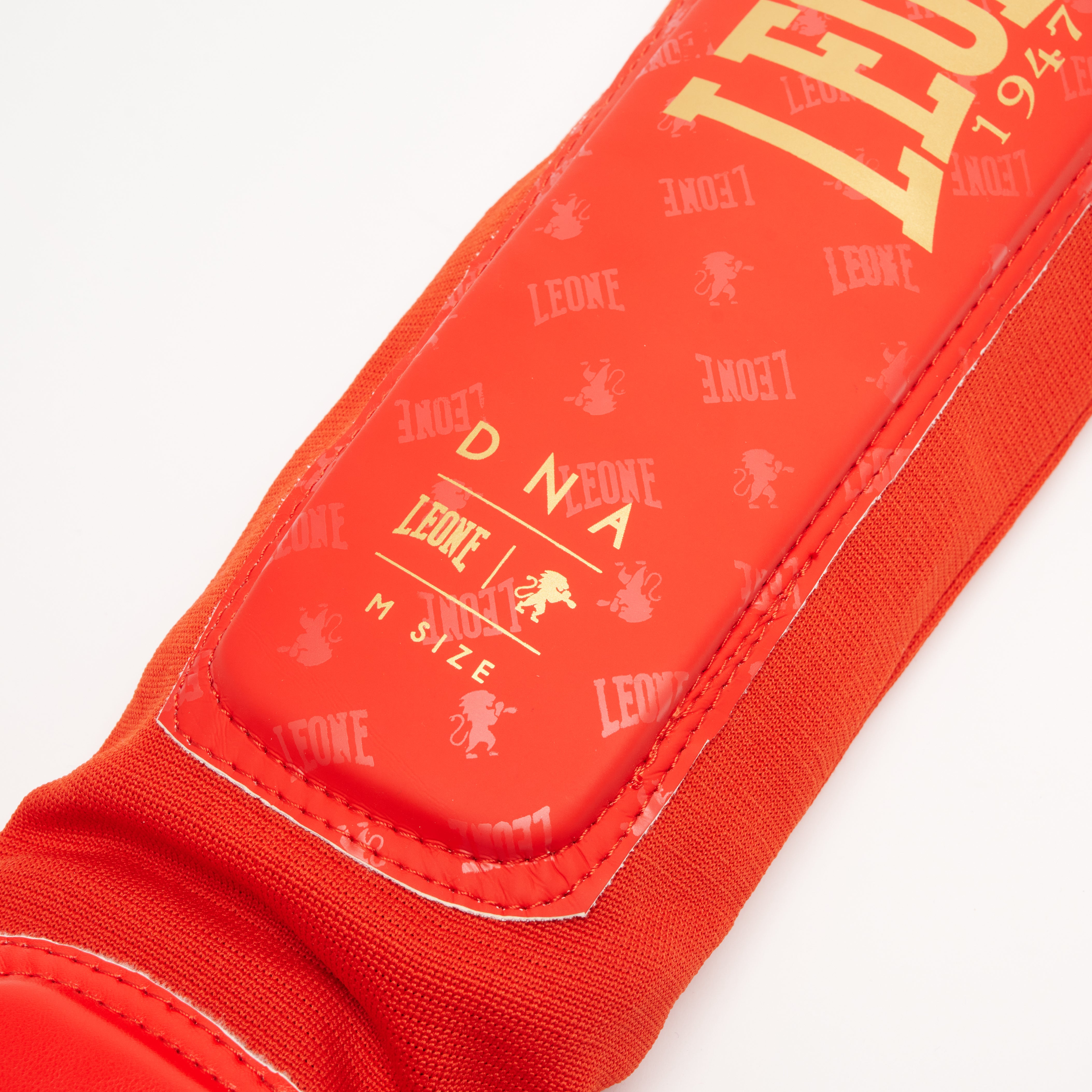 DNA SHIN GUARD
