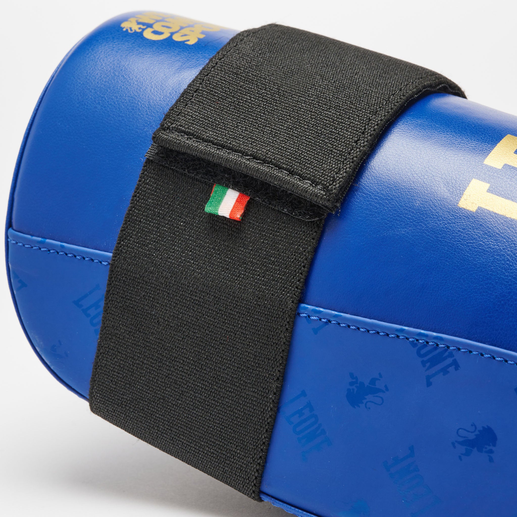 DNA SHIN GUARD